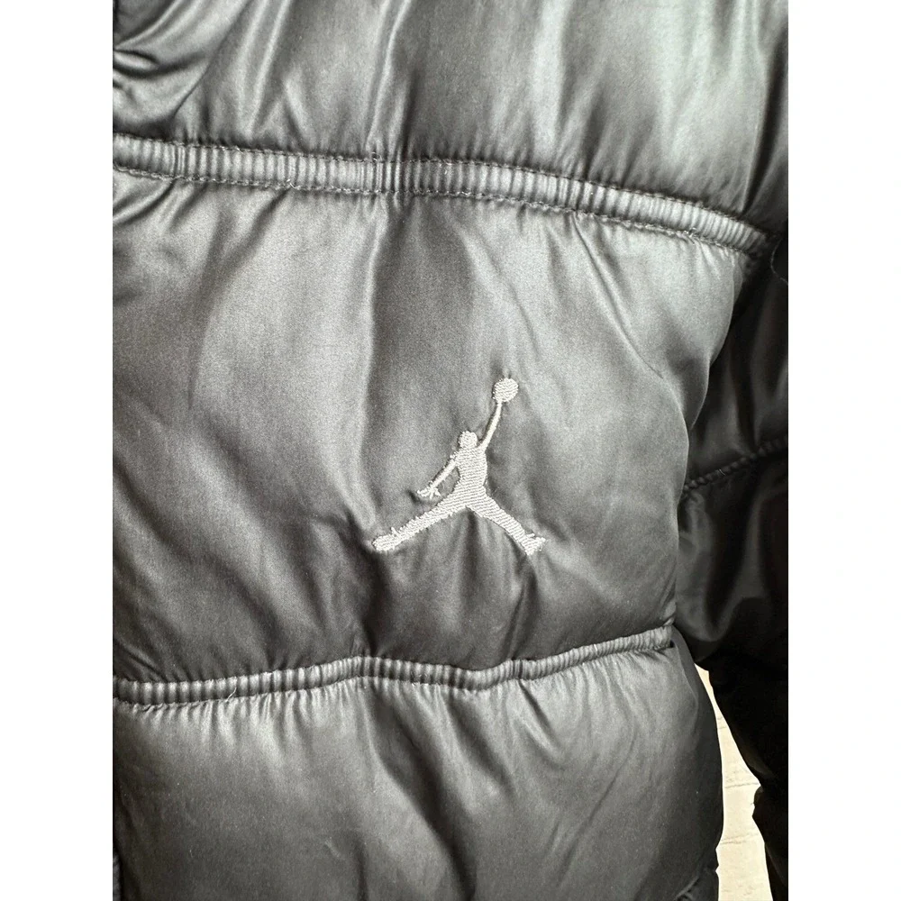 Jordan Puffer Jacket Winter Coat Full Zip Padded Black Gray Size L